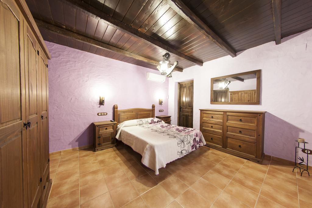 Complejo Rural El Prado Hotel Logrosan Exterior photo